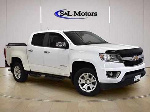 Used 2018 Chevrolet Colorado LT w/ Luxury Package, Chrome AWD/4WD image 8