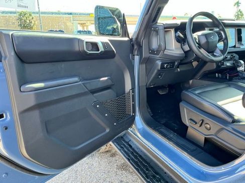 New 2025 Ford Bronco Outer Banks w/ Sasquatch Package image 14