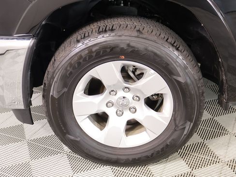 Used 2025 RAM 1500 Big Horn AWD/4WD image 18