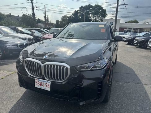 Used 2026 BMW X5 xDrive40i AWD/4WD image 3