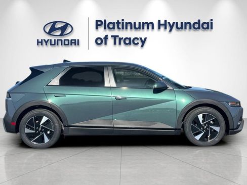 New 2026 Hyundai Ioniq 5 SEL RWD image 3