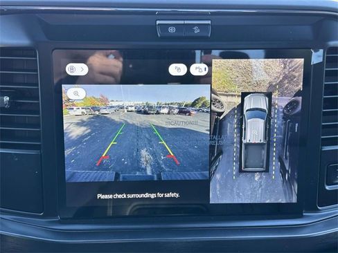 New 2026 Ford F350 Lariat w/ Chrome Package image 30