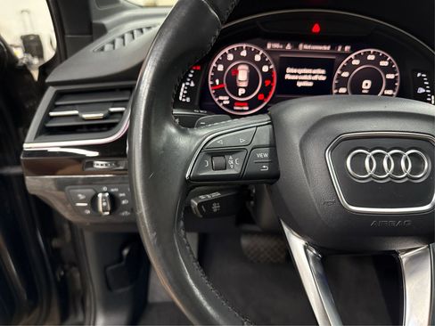 Used 2018 Audi Q7 3.0T Prestige w/ Prestige Package image 27