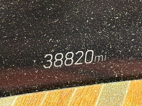 Used 2025 Cadillac Escalade Sport Platinum image 8