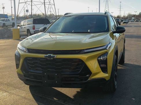 Certified 2024 Chevrolet Trax ACTIV w/ Sunroof Package image 7