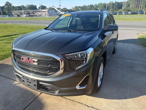 Used 2019 GMC Terrain SLE w/ Driver Convenience Package AWD/4WD image 4