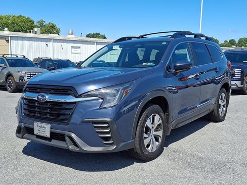 Used 2024 Subaru Ascent Premium w/ Convenience Package AWD/4WD image 1