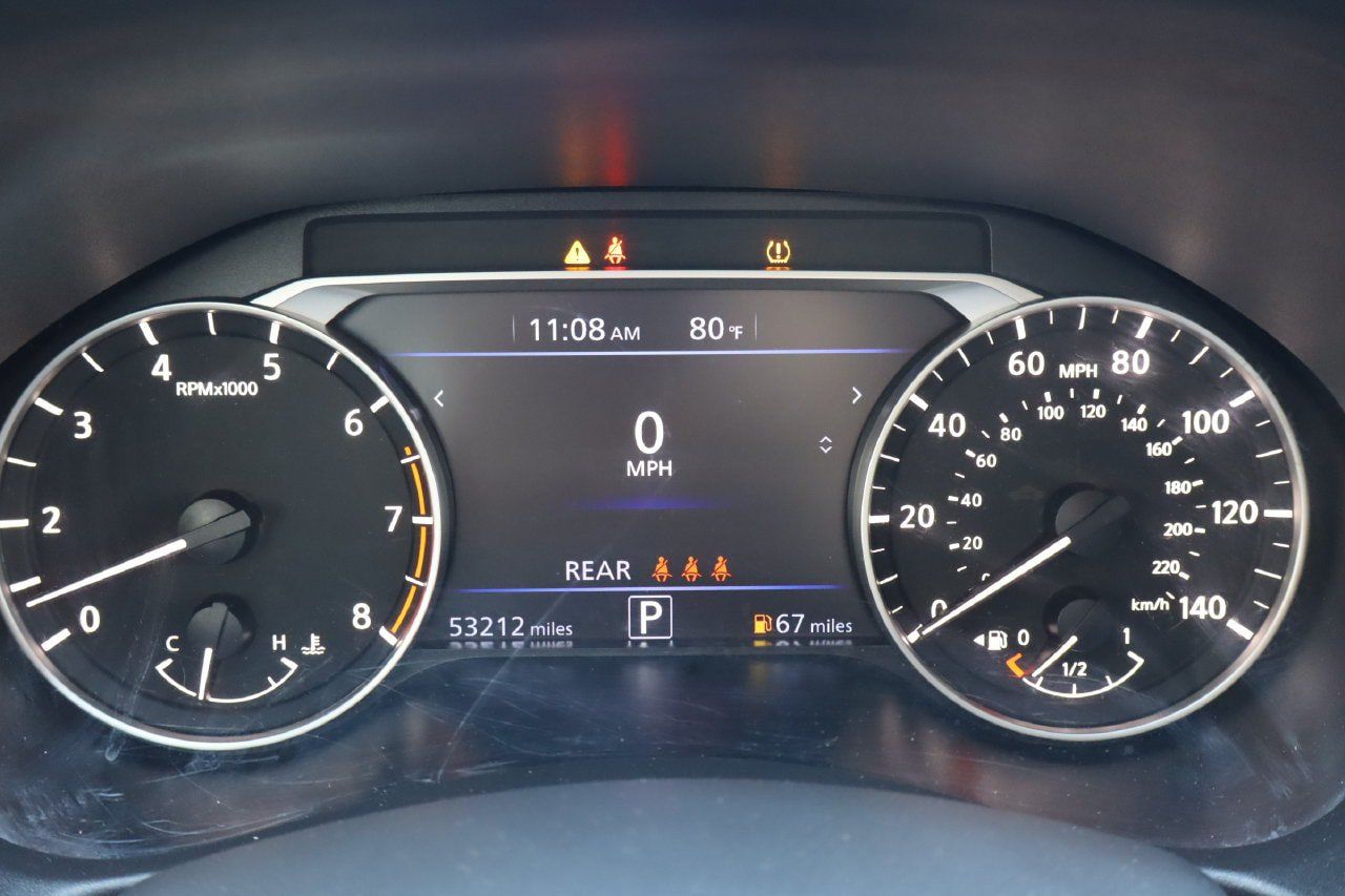 Used 2025 Nissan Altima 2.5 SV FWD image 9
