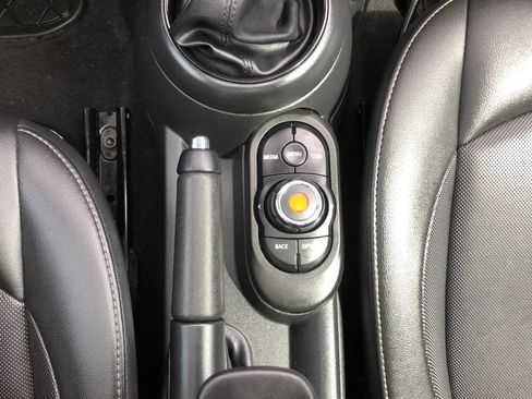 Used 2019 MINI Cooper 2-Door Hardtop image 30