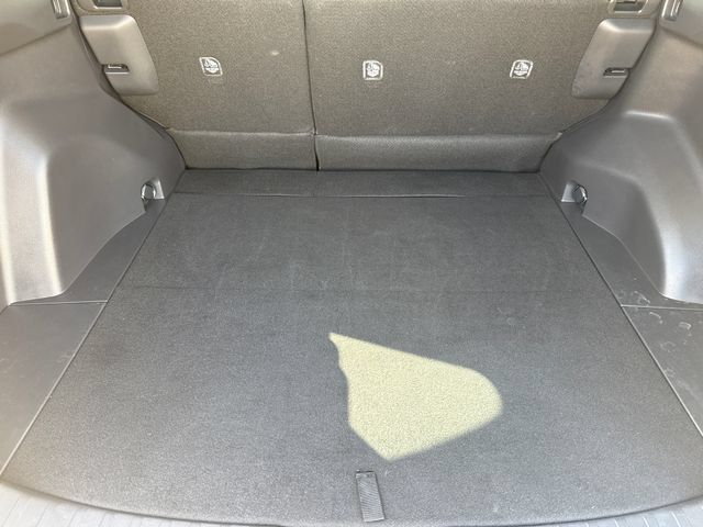 Used 2024 Toyota RAV4 LE FWD image 11
