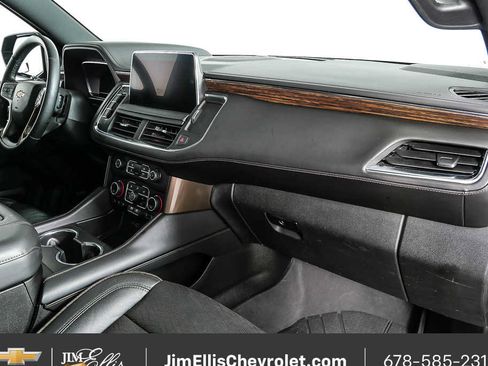 Used 2023 Chevrolet Suburban High Country w/ LPO, Illumination Package AWD/4WD image 24