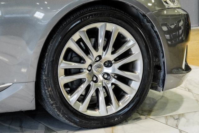 Used 2017 Lexus LS 460 w/ Comfort Package RWD image 67