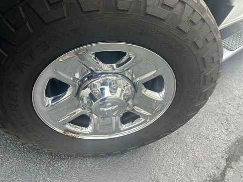 Used 2018 RAM 2500 Tradesman w/ Chrome Appearance Group image 57