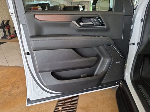 New 2026 GMC Yukon XL Denali w/ Advanced Technology Package AWD/4WD image 23