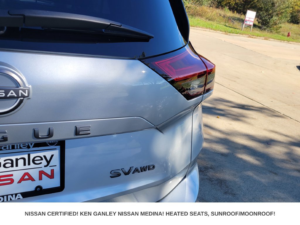 Certified 2024 Nissan Rogue SV w/ SV Premium Package AWD/4WD image 15