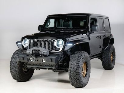 Used 2025 Jeep Wrangler Unlimited Sahara w/ Technology Group