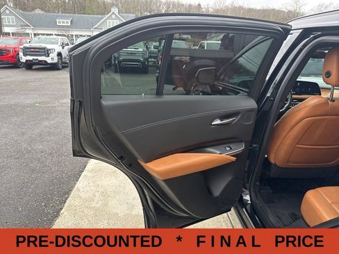 Used 2024 Cadillac XT4 Sport AWD/4WD image 42