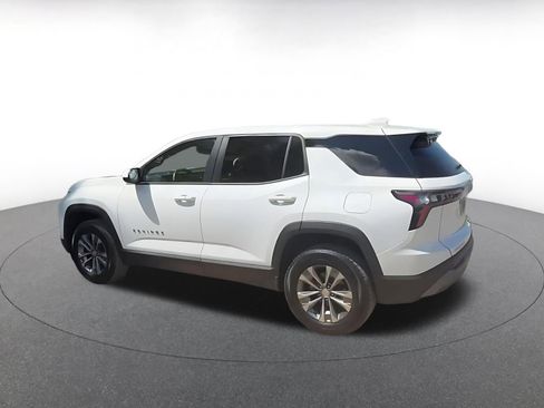 Used 2025 Chevrolet Equinox LT AWD/4WD image 10