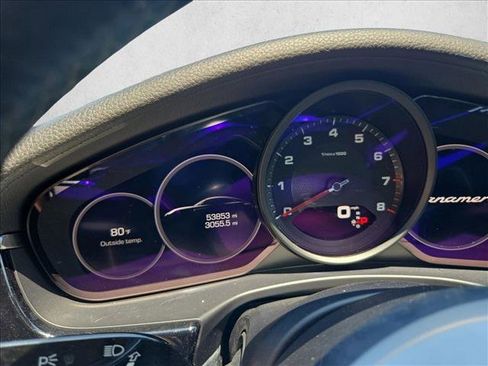 Used 2019 Porsche Panamera RWD image 11