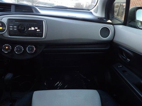 Used 2012 Toyota Yaris LE image 15