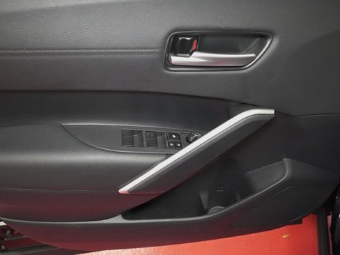 Certified 2024 Toyota Corolla Cross XSE image 10