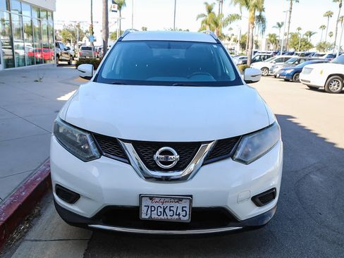 Used 2016 Nissan Rogue S w/ S Family Package FWD image 3