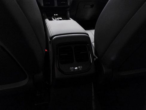 Used 2023 VinFast VF 8 Eco AWD/4WD image 37