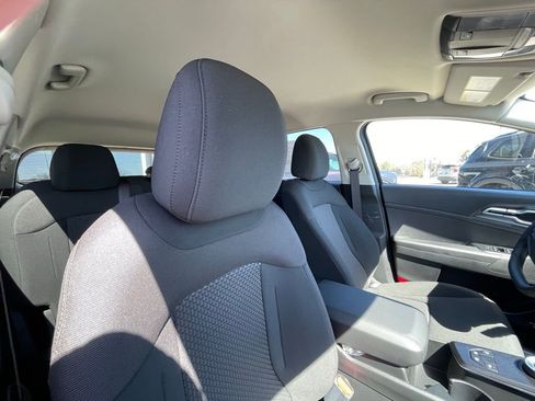 New 2026 Kia Sportage LX image 28