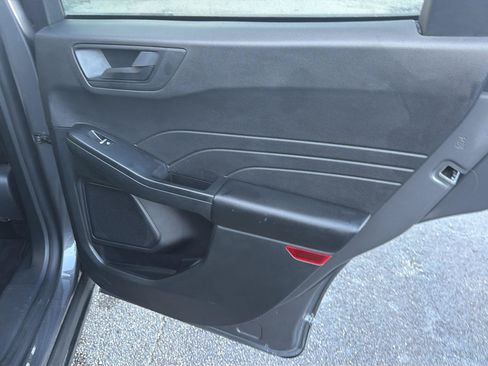 Used 2025 Ford Escape Active FWD image 15
