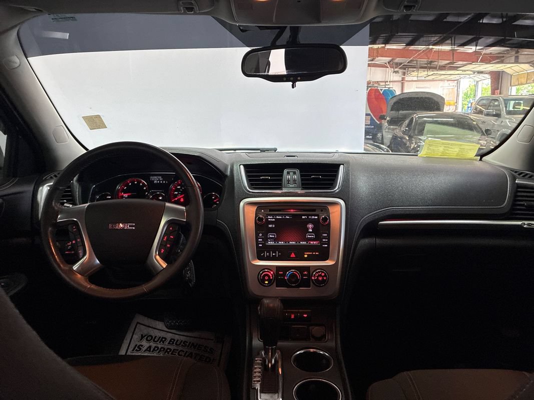 Used 2015 GMC Acadia SLE AWD/4WD image 19