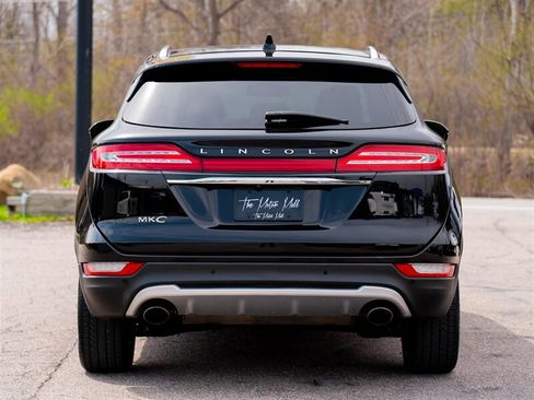 Used 2019 Lincoln MKC Reserve w/ MKC Climate Package AWD/4WD image 6