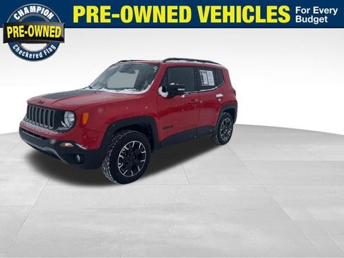 Used 2023 Jeep Renegade Latitude image 1