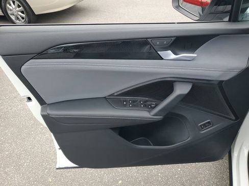 New 2026 Volkswagen Tiguan SE R-Line image 14