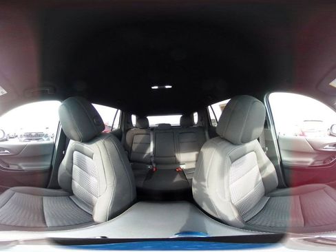 Used 2025 Chevrolet Equinox LT image 41