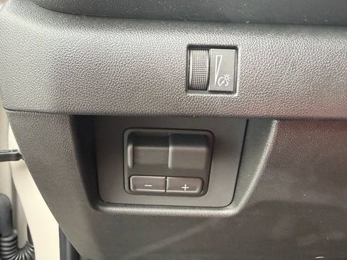 Used 2026 Chevrolet Colorado Trail Boss AWD/4WD image 24