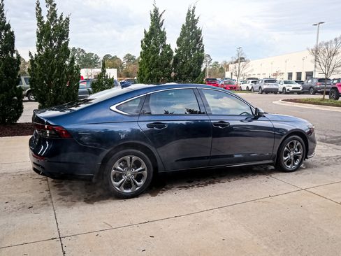 New 2026 Honda Accord EX-L image 11