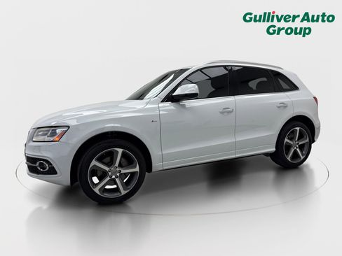 Used 2017 Audi Q5 3.0T Premium Plus w/ Technology Package AWD/4WD image 2