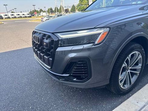 Certified 2026 Audi Q7 2.0T Premium w/ Convenience Plus Package AWD/4WD image 10