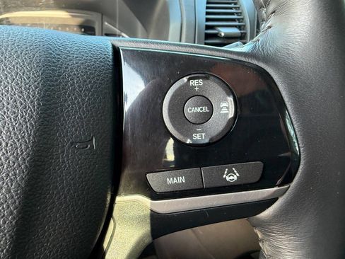 Used 2018 Honda Odyssey Touring image 33