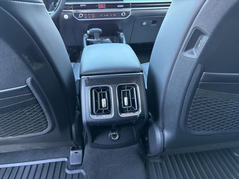 New 2026 Kia Sorento S image 22
