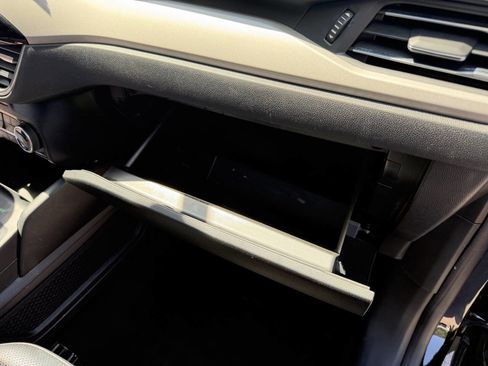 Used 2022 Ford Escape SEL w/ Technology Package image 25