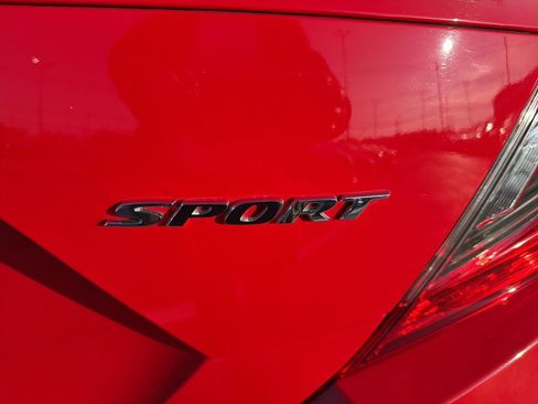 Used 2019 Honda Civic Sport image 11