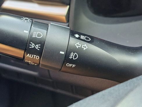 Used 2014 Lexus CT 200h image 45