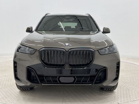 New 2026 BMW X5 xDrive40i w/ M Sport Package AWD/4WD image 6