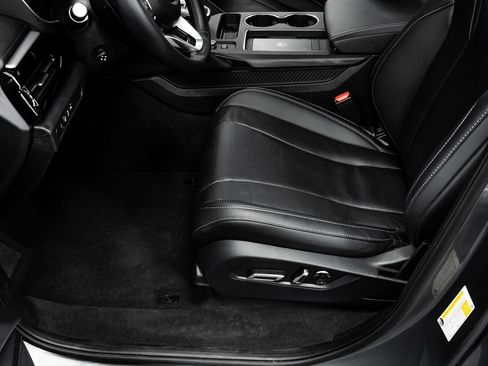 Certified 2025 Acura MDX w/ Technology Package image 36