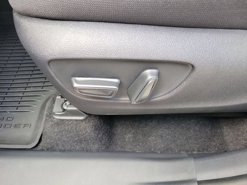 New 2026 Toyota Grand Highlander FWD image 17