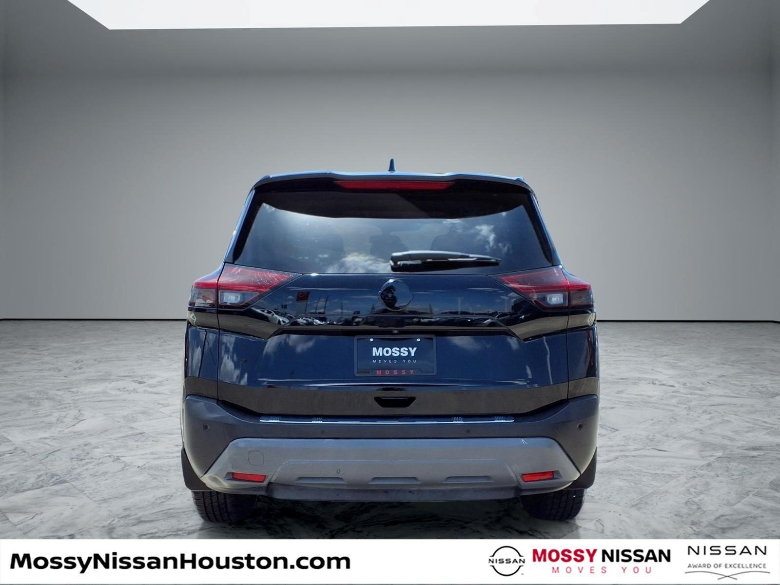 Used 2023 Nissan Rogue SV FWD image 6