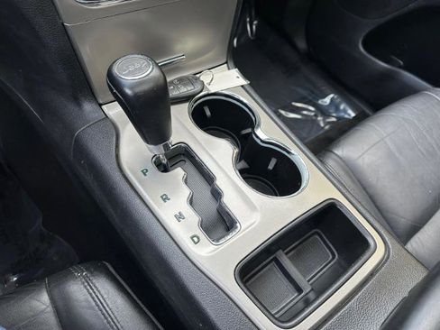 Used 2013 Jeep Grand Cherokee Laredo image 29