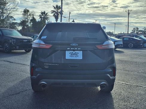 Used 2021 Ford Edge Titanium image 19