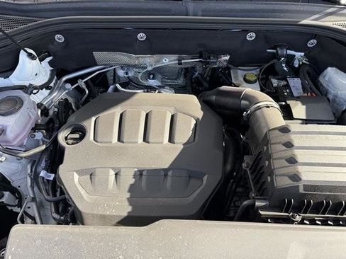 New 2025 Volkswagen Atlas SEL Premium R-Line image 16